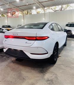 بي واي دي Qin Plus